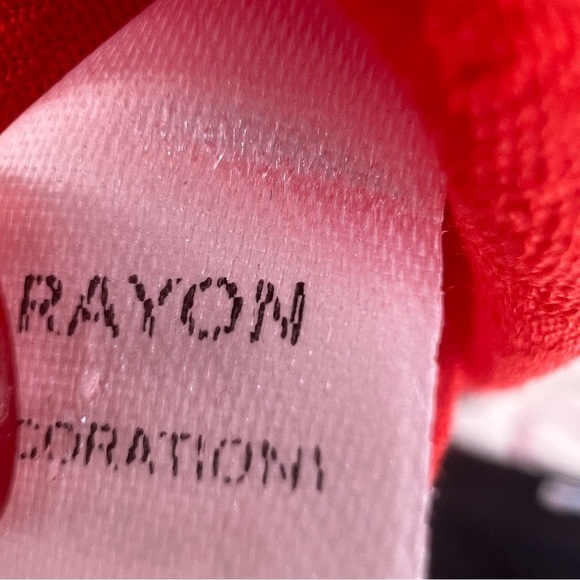 5/$25 Papermoon small red top b43 - Picture 3 of 3